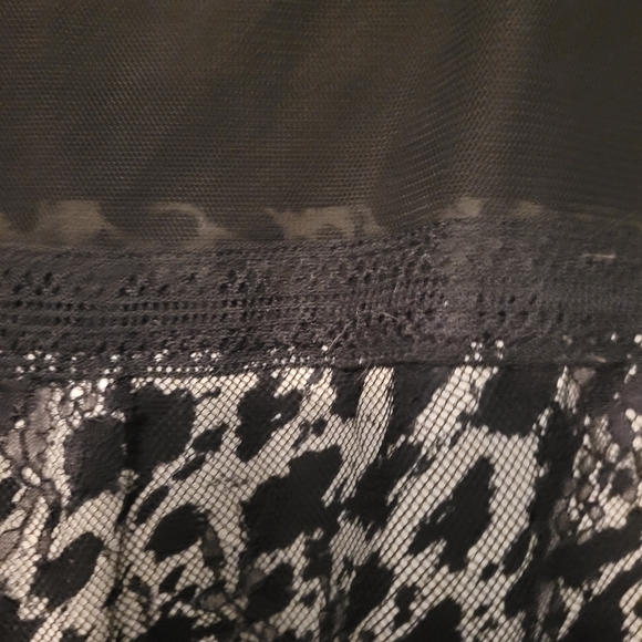 Ann Taylor top - Picture 3 of 7